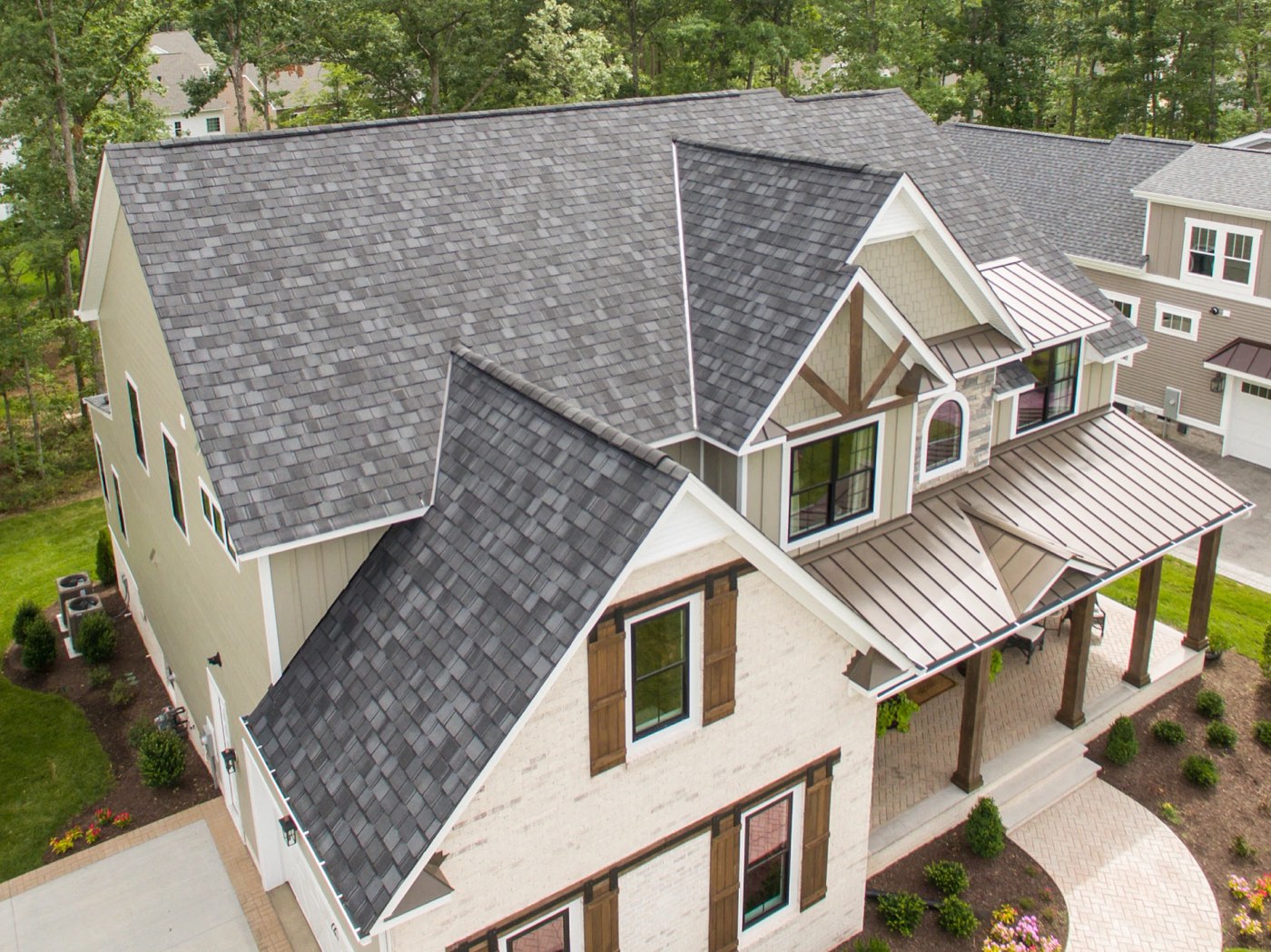CertainTeed Belmont shingles shown on a home, manufacturer product photo