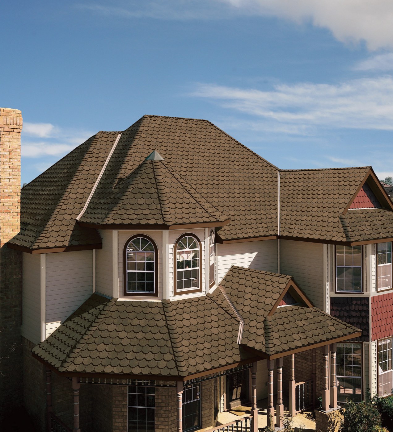 CertainTeed Carriage House shingles shown on a home, manufacturer product photo