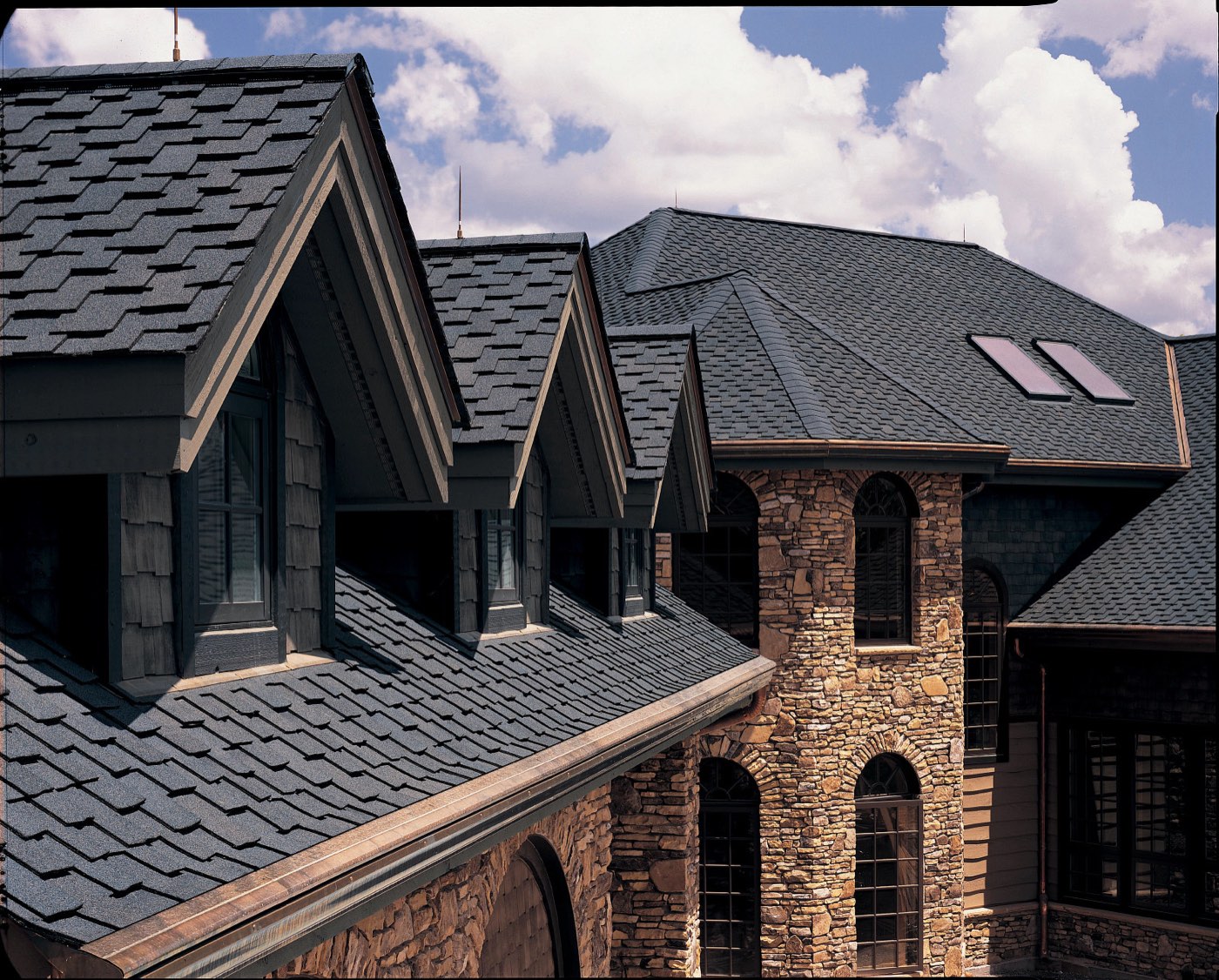 CertainTeed Presidential Shake TL shingles shown on a home, manufacturer product photo